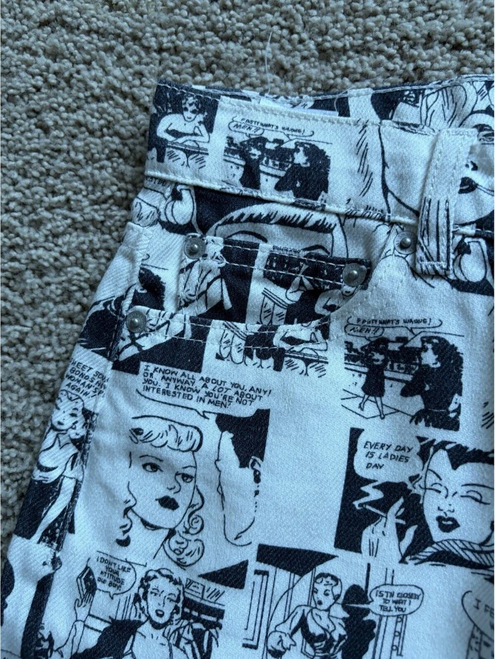 Reformation Newsprint High Rise Straight Leg jeans Newsprint Cream/ Black Sz 25 - Picture 10 of 13